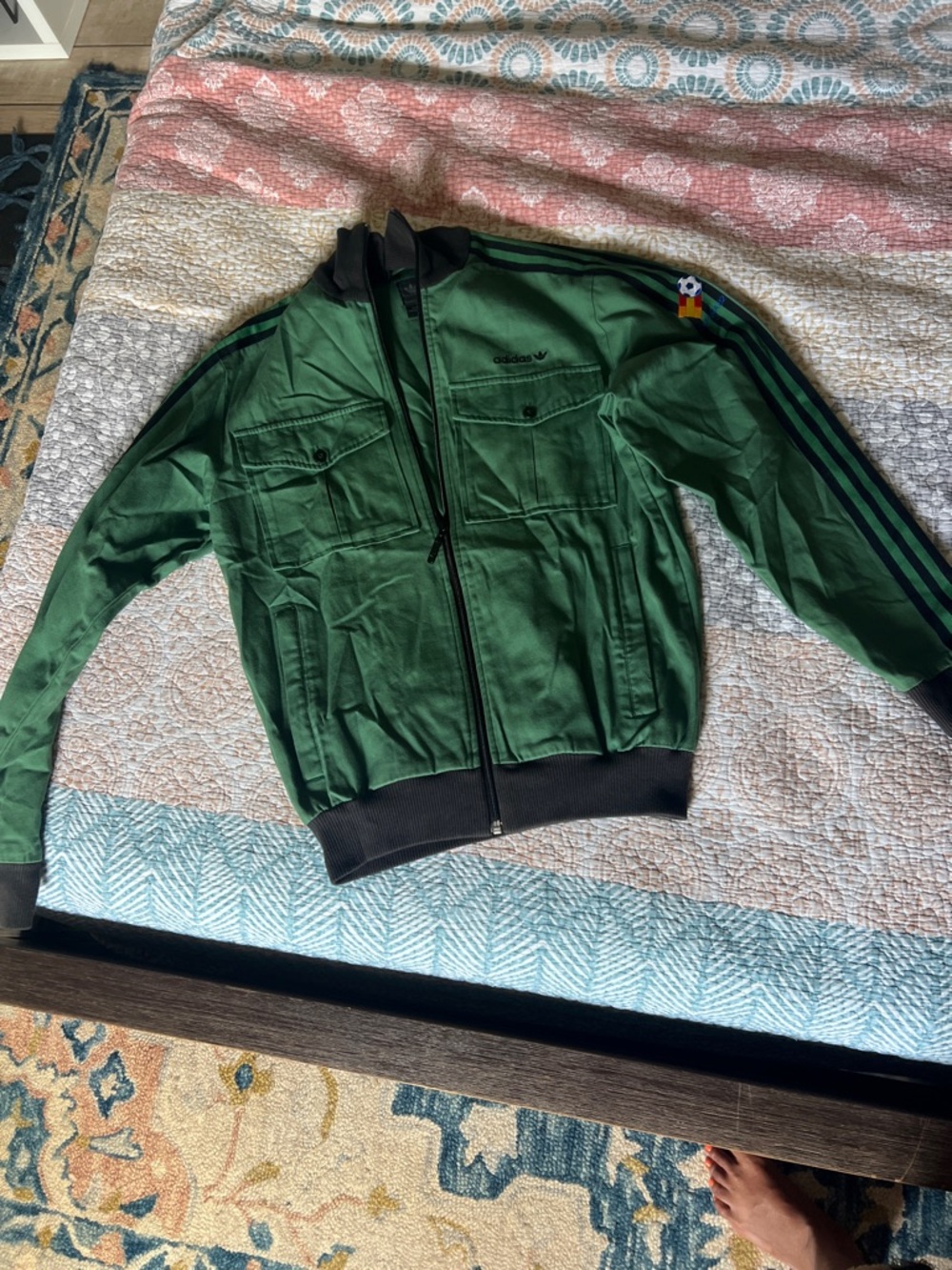 Espana 82 adidas Green Bomber-Style Track Jacket with Black Trim - Picture 10 of 10